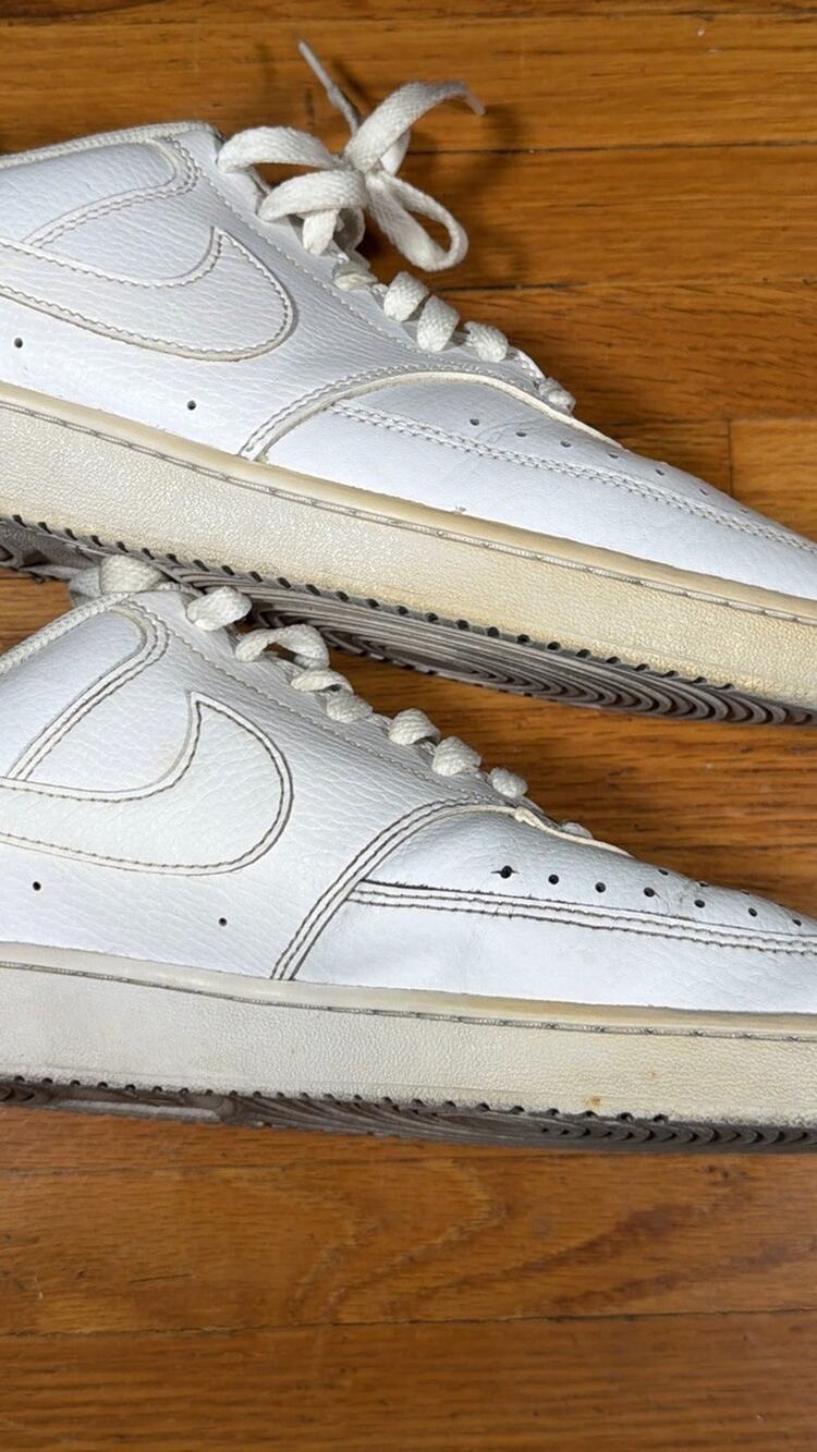 Court Vision Low Triple White Sneakers Men’s Size 10 CD5463-100